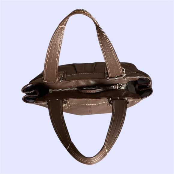 Like New Vintage Brown/Lavender Coach F13732 Soho Pleated Leather Satchel - Picture 5 of 9